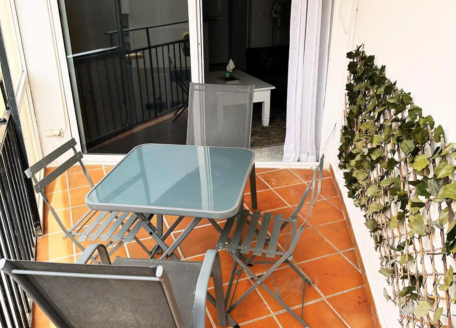 Apartamentos Torre De Marbella El Fuerte - Heart Of Marbella, Steps From The Beach